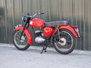 /photos/12243/777fe914-d2d6-4975-805d-f88d8b57e664_i320x240.jpg