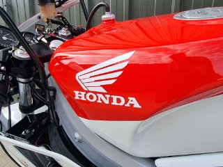 /photos/12243/86643883-a580-48d2-807b-97a4b762e07c_i320x240.jpg