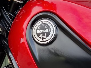 /photos/12243/e8a2bf54-d983-4a83-8a94-cb365ef9c5d1_i320x240.jpg
